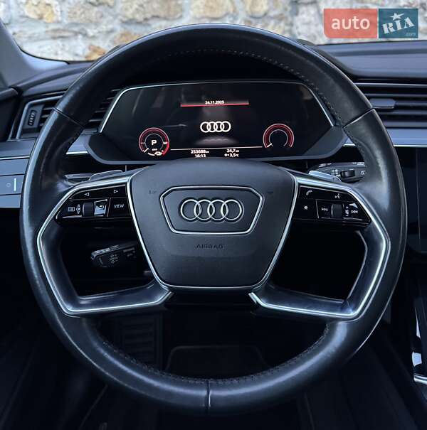 Внедорожник / Кроссовер Audi e-tron 2020 в Ровно