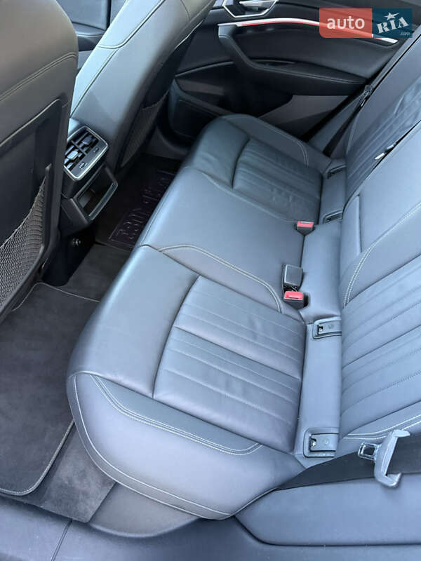 Внедорожник / Кроссовер Audi e-tron 2020 в Ровно