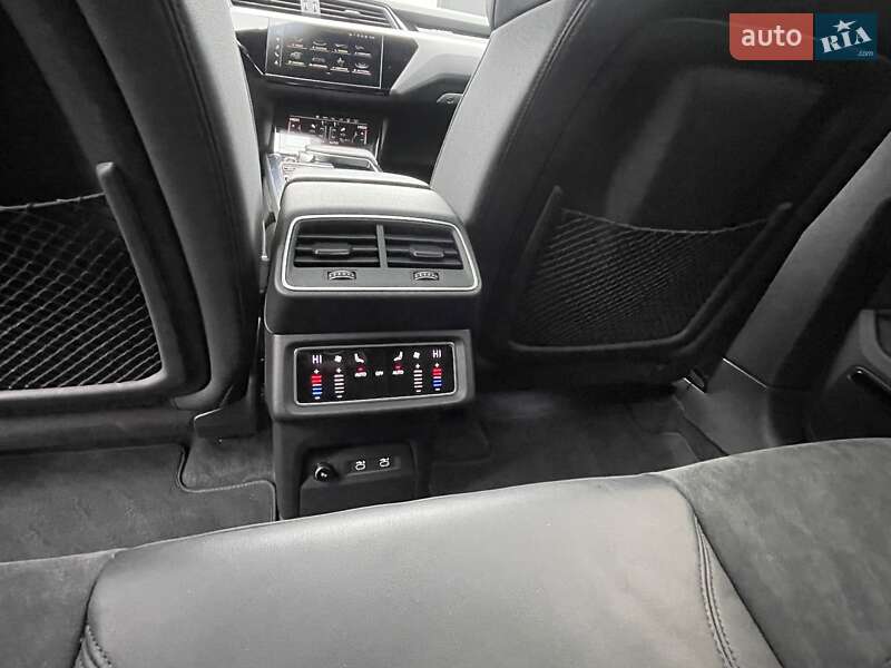 Внедорожник / Кроссовер Audi e-tron 2020 в Луцке