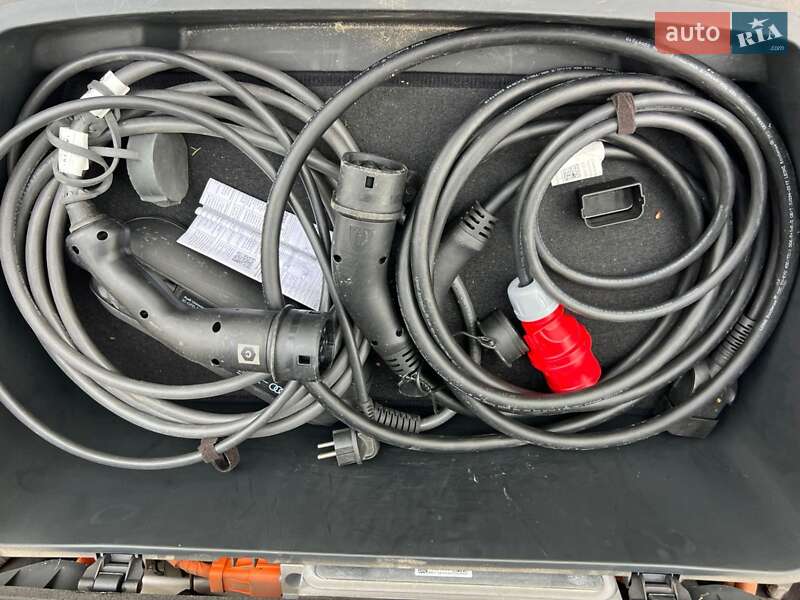 Позашляховик / Кросовер Audi e-tron 2021 в Дніпрі