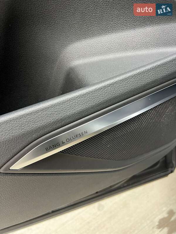 Позашляховик / Кросовер Audi e-tron 2021 в Дніпрі