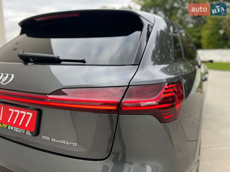Позашляховик / Кросовер Audi e-tron 2021 в Дніпрі