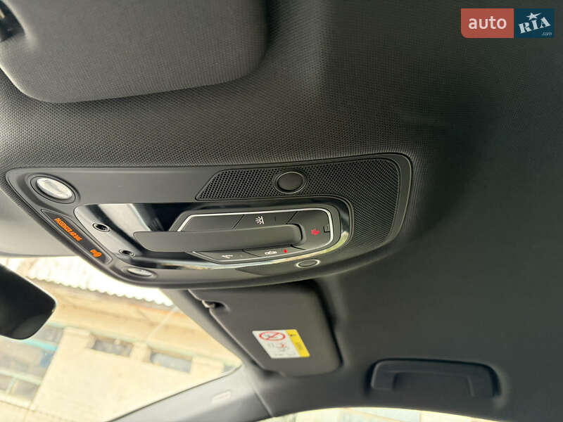 Позашляховик / Кросовер Audi e-tron 2021 в Зміїві