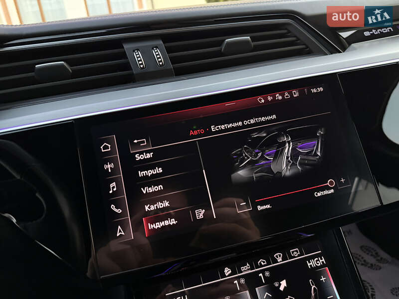 Внедорожник / Кроссовер Audi e-tron 2019 в Дрогобыче