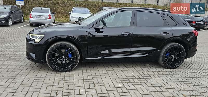 Позашляховик / Кросовер Audi e-tron 2020 в Тернополі