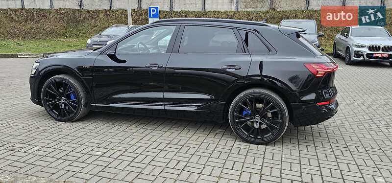 Позашляховик / Кросовер Audi e-tron 2020 в Тернополі