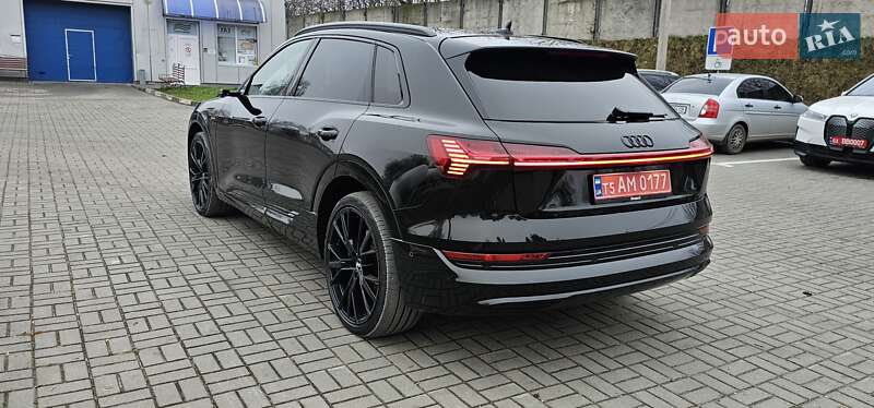 Позашляховик / Кросовер Audi e-tron 2020 в Тернополі