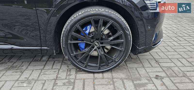 Позашляховик / Кросовер Audi e-tron 2020 в Тернополі