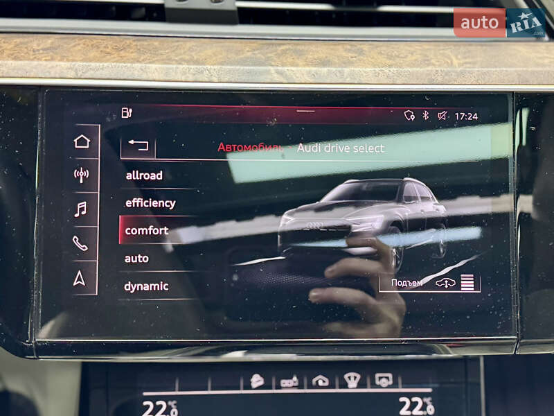 Позашляховик / Кросовер Audi e-tron 2019 в Києві