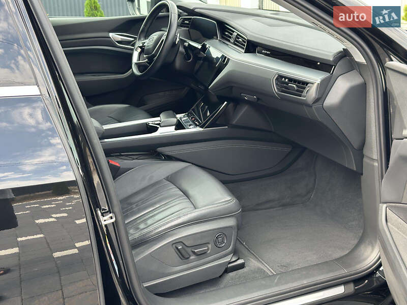 Позашляховик / Кросовер Audi e-tron 2020 в Коломиї