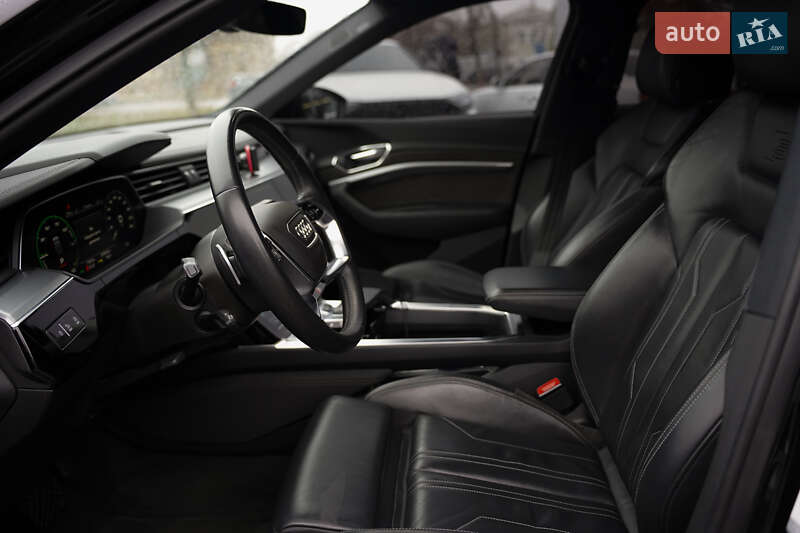 Внедорожник / Кроссовер Audi e-tron 2019 в Харькове