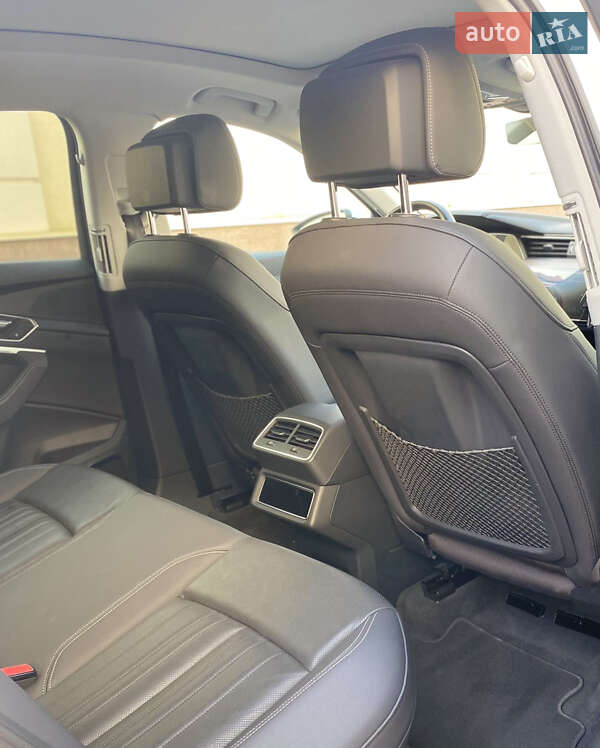 Внедорожник / Кроссовер Audi e-tron 2020 в Одессе