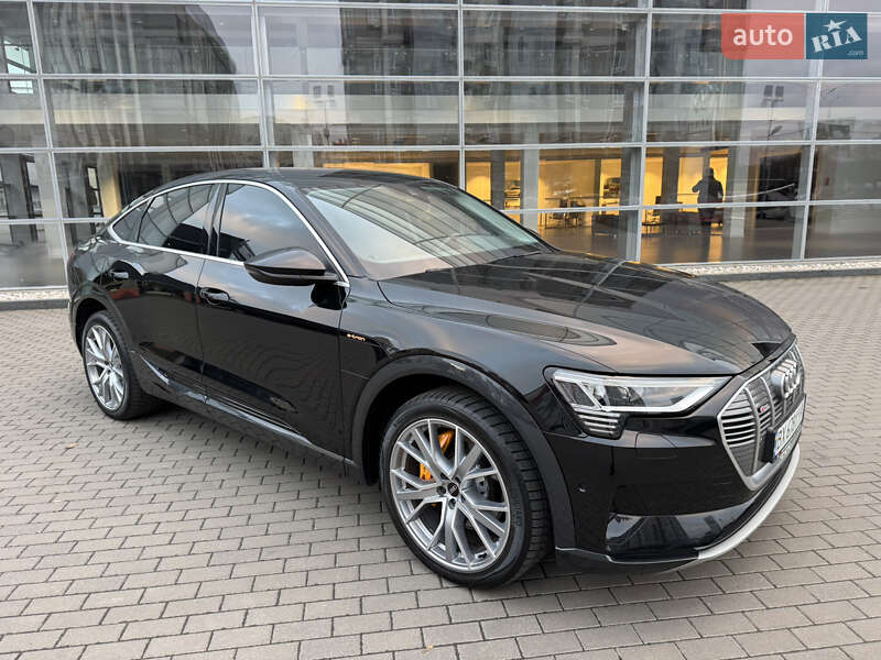 Позашляховик / Кросовер Audi e-tron 2023 в Хмельницькому фото 37 Позашляховик / Кросовер Audi e-tron 2023 в Хмельницькому