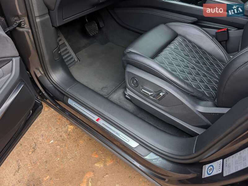 Внедорожник / Кроссовер Audi e-tron 2022 в Житомире