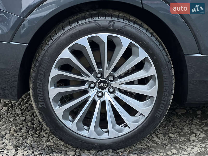 Позашляховик / Кросовер Audi e-tron 2022 в Луцьку