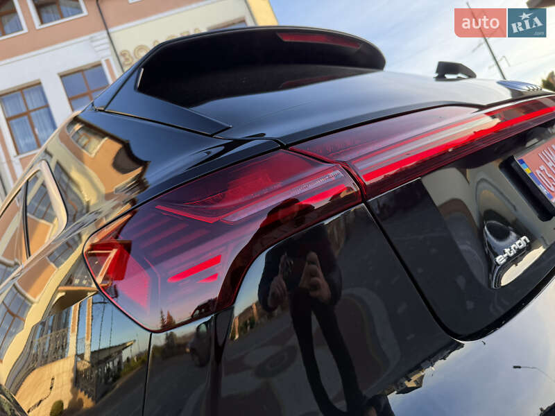 Внедорожник / Кроссовер Audi e-tron 2020 в Львове фото 47 Внедорожник / Кроссовер Audi e-tron 2020 в Львове