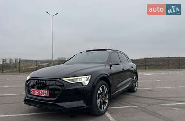 Внедорожник / Кроссовер Audi e-tron 2022 в Ровно