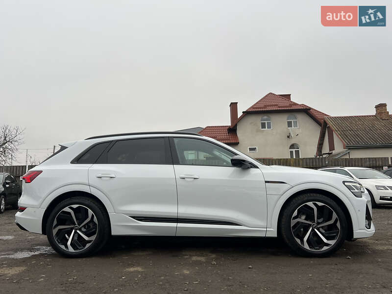 Внедорожник / Кроссовер Audi e-tron 2023 в Луцке