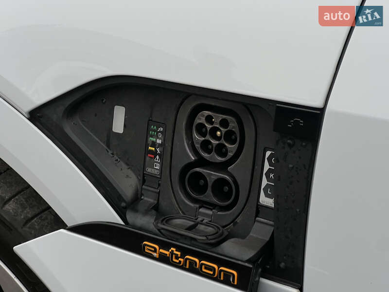 Внедорожник / Кроссовер Audi e-tron 2023 в Луцке