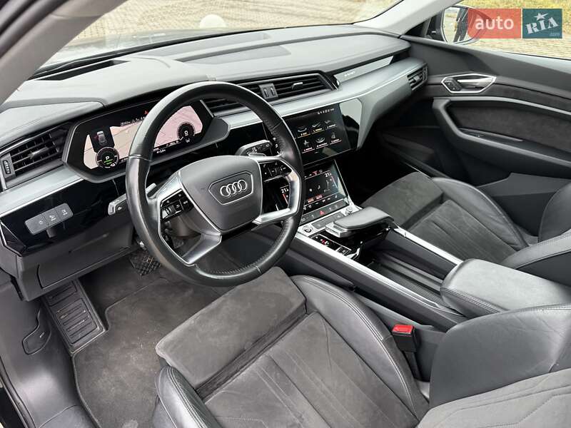 Внедорожник / Кроссовер Audi e-tron 2020 в Львове