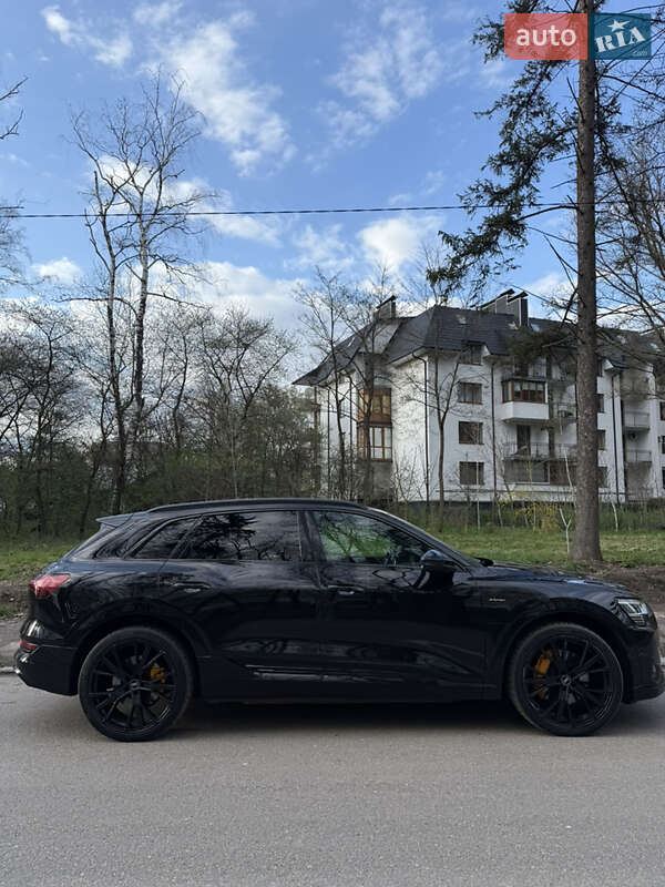 Внедорожник / Кроссовер Audi e-tron 2021 в Черновцах