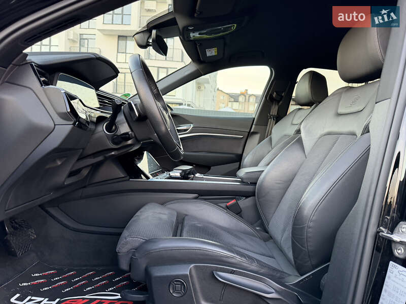 Внедорожник / Кроссовер Audi e-tron 2022 в Ужгороде