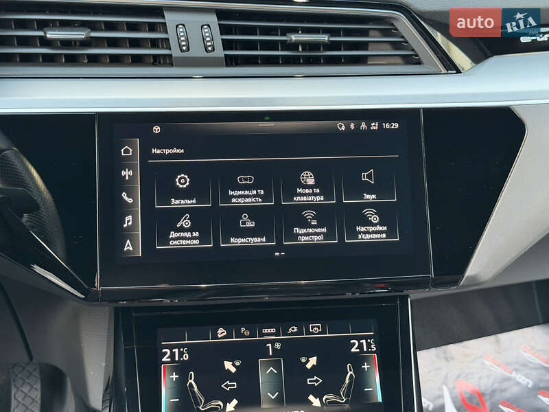 Внедорожник / Кроссовер Audi e-tron 2022 в Ужгороде