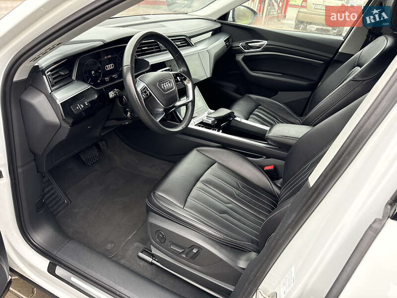 Внедорожник / Кроссовер Audi e-tron 2021 в Тернополе фото 6 Внедорожник / Кроссовер Audi e-tron 2021 в Тернополе