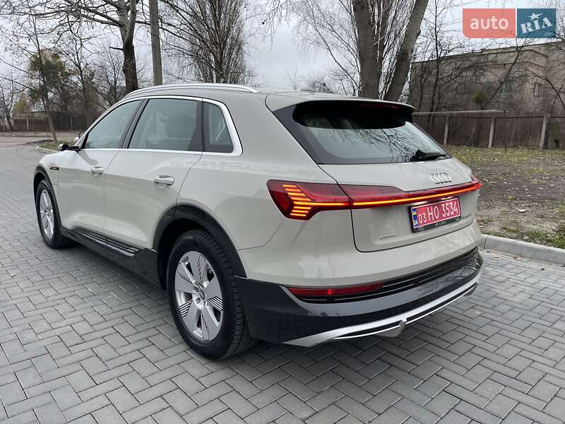 Внедорожник / Кроссовер Audi e-tron 2020 в Луцке