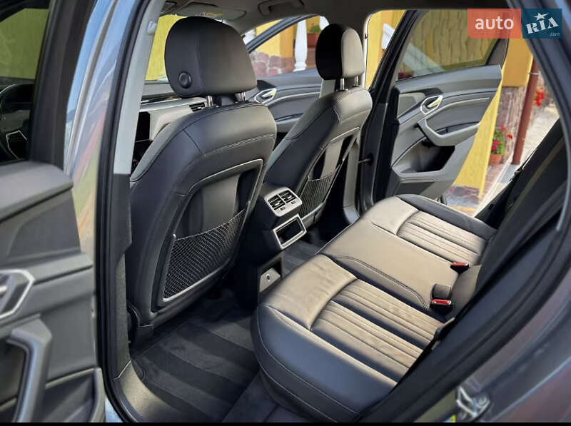 Внедорожник / Кроссовер Audi e-tron 2020 в Рафаловке
