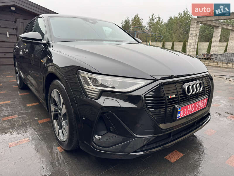 Позашляховик / Кросовер Audi e-tron 2022 в Житомирі