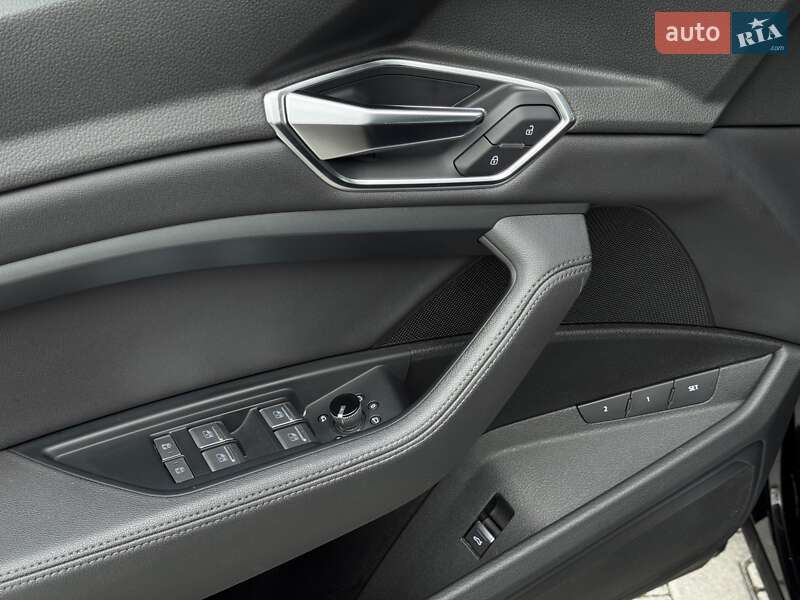 Внедорожник / Кроссовер Audi e-tron 2019 в Тернополе