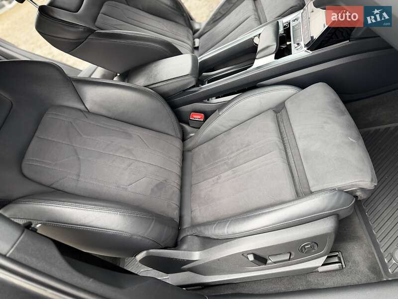 Позашляховик / Кросовер Audi e-tron 2021 в Трускавці