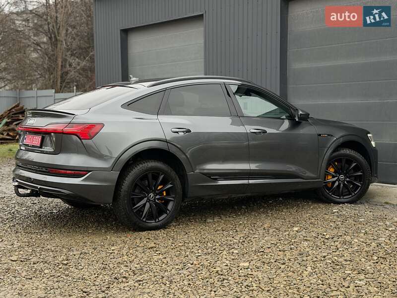 Позашляховик / Кросовер Audi e-tron 2021 в Трускавці