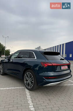Внедорожник / Кроссовер Audi e-tron 2019 в Коломые