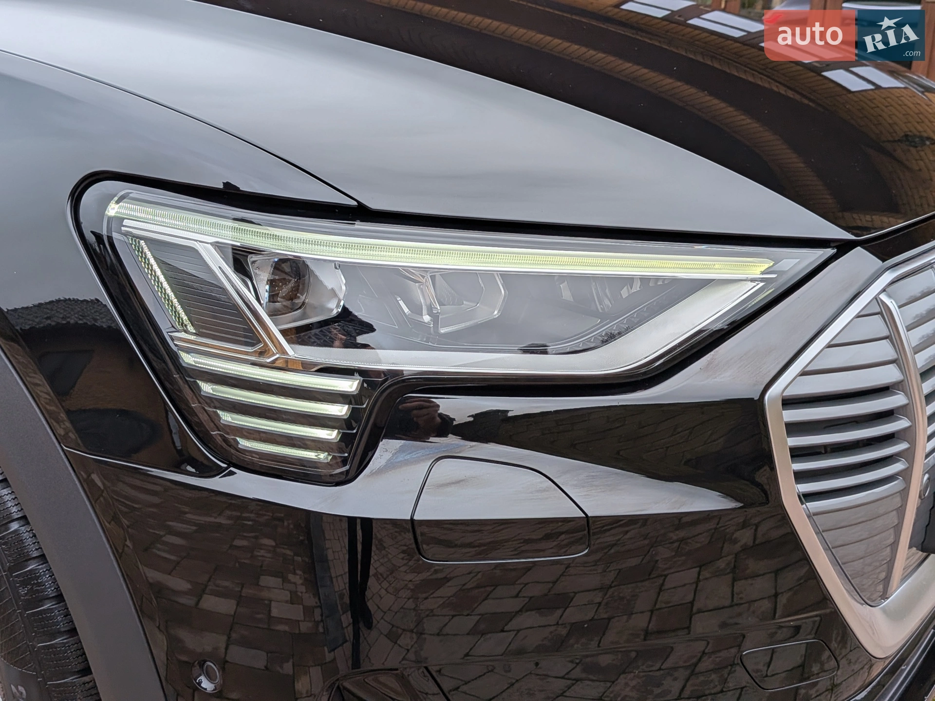 2021 Audi e-tron - мініатюра 13