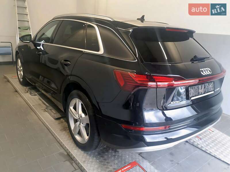 Audi e-tron 2021 Audi e-tron 2021