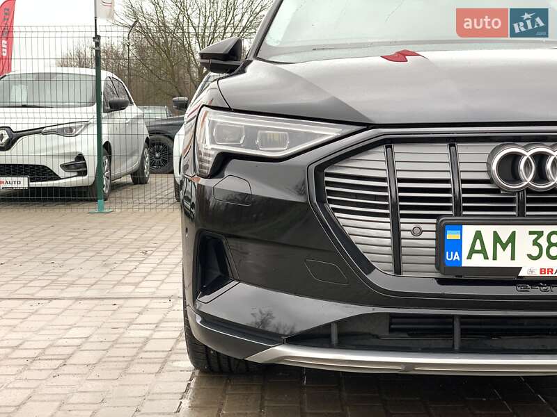 Внедорожник / Кроссовер Audi e-tron 2022 в Бердичеве