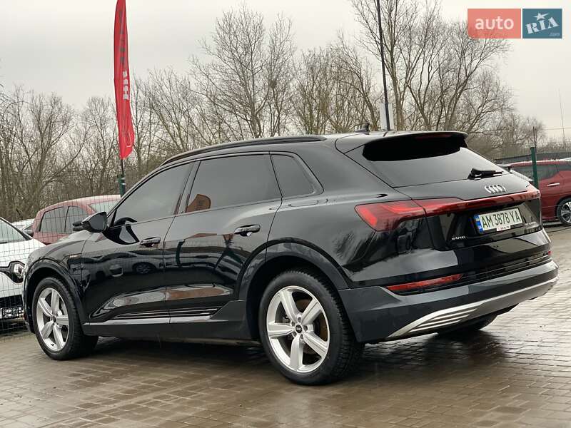 Внедорожник / Кроссовер Audi e-tron 2022 в Бердичеве