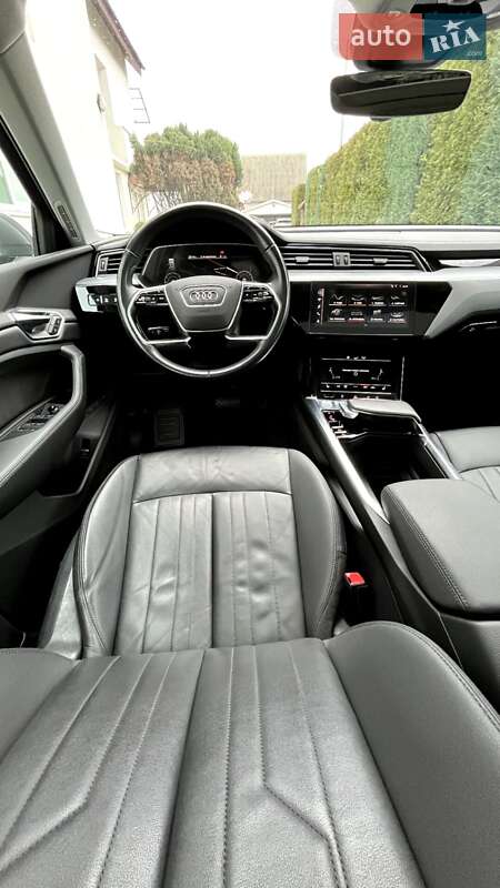Внедорожник / Кроссовер Audi e-tron 2020 в Мукачево