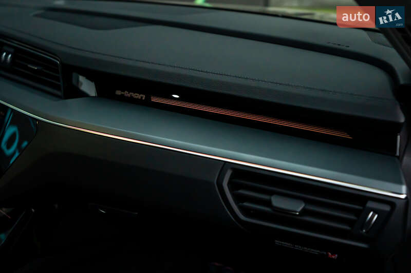Внедорожник / Кроссовер Audi e-tron 2020 в Луцке фото 47 Внедорожник / Кроссовер Audi e-tron 2020 в Луцке