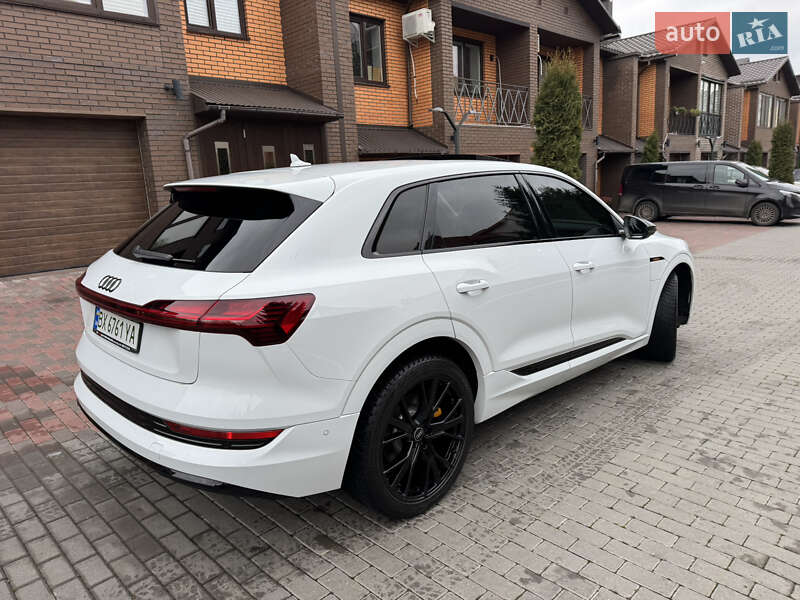 Внедорожник / Кроссовер Audi e-tron 2023 в Хмельницком