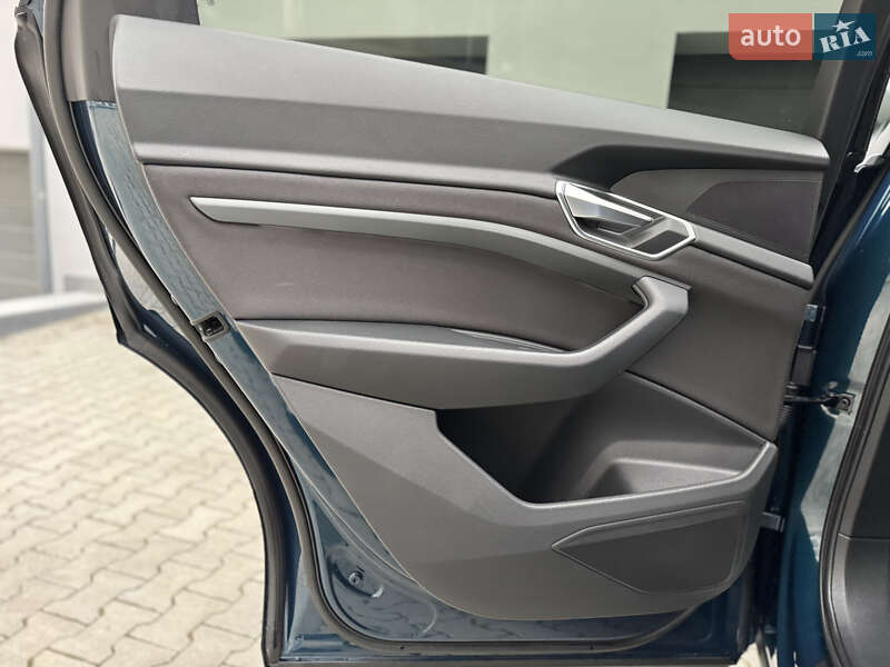 Внедорожник / Кроссовер Audi e-tron 2020 в Тернополе фото 45 Внедорожник / Кроссовер Audi e-tron 2020 в Тернополе