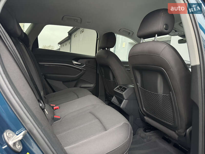 Внедорожник / Кроссовер Audi e-tron 2020 в Тернополе фото 44 Внедорожник / Кроссовер Audi e-tron 2020 в Тернополе