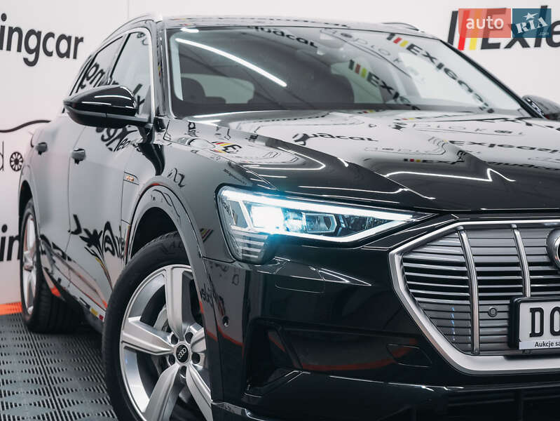 Внедорожник / Кроссовер Audi e-tron 2022 в Львове