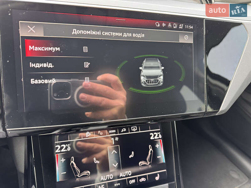 Внедорожник / Кроссовер Audi e-tron 2023 в Хмельницком