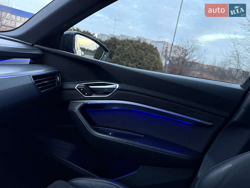 Позашляховик / Кросовер Audi e-tron 2019 в Дрогобичі