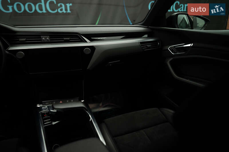 Внедорожник / Кроссовер Audi e-tron 2020 в Луцке фото 75 Внедорожник / Кроссовер Audi e-tron 2020 в Луцке