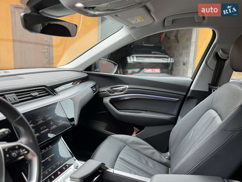 Внедорожник / Кроссовер Audi e-tron 2021 в Ровно фото 53 Внедорожник / Кроссовер Audi e-tron 2021 в Ровно