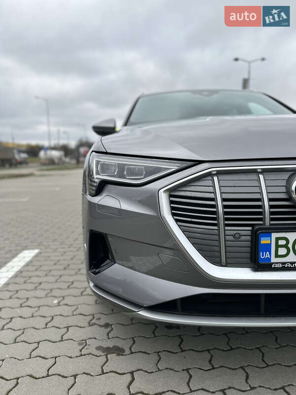 Внедорожник / Кроссовер Audi e-tron 2022 в Львове фото 18 Внедорожник / Кроссовер Audi e-tron 2022 в Львове